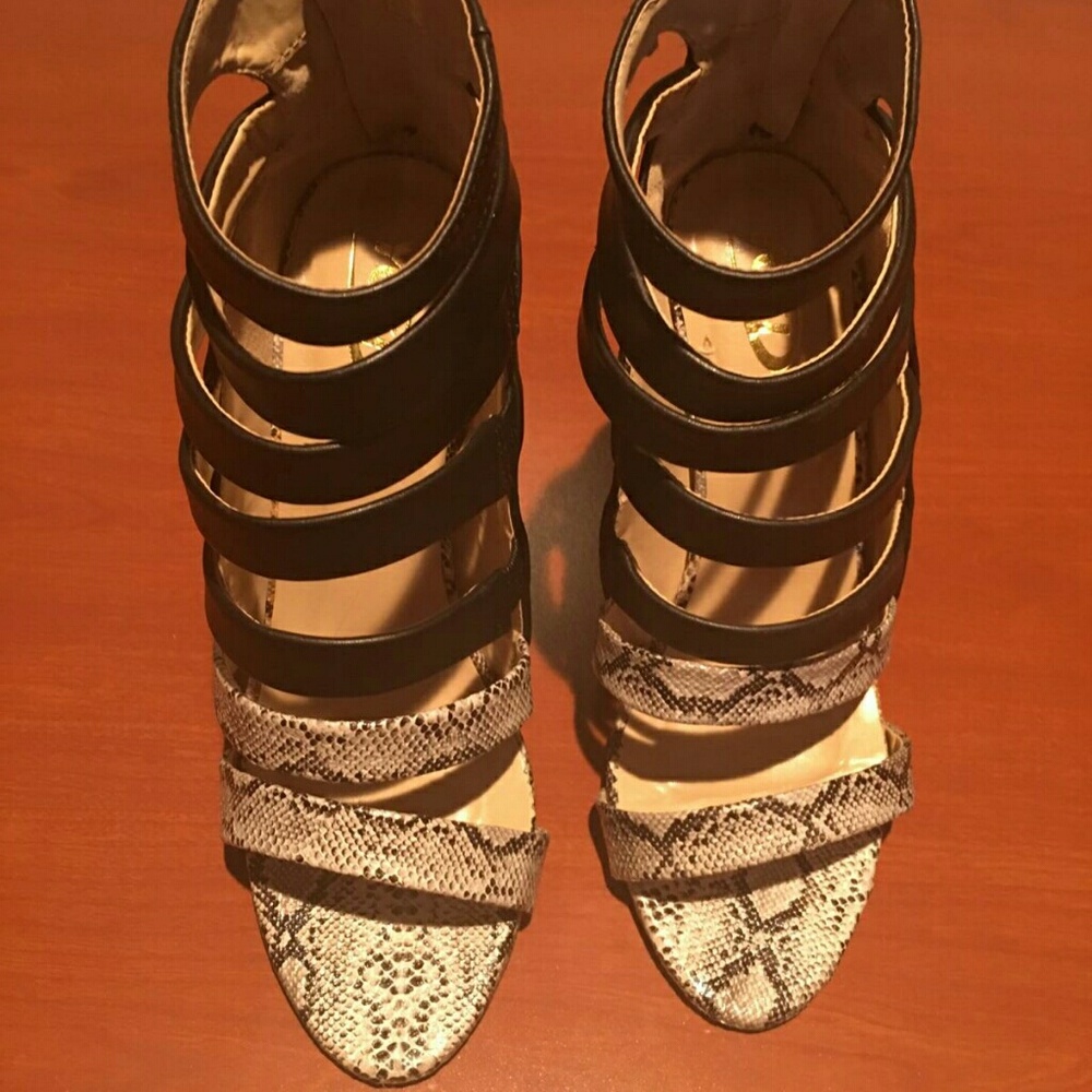 High heels - Picture 2 of 5